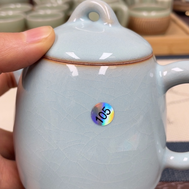 一****鹰张君支钉秦权壶瑕105无礼盒