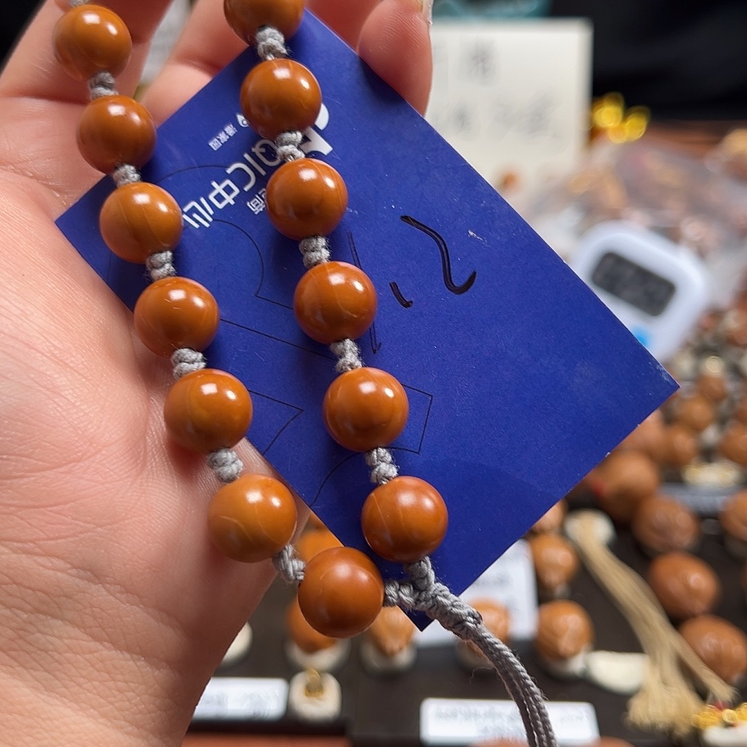 吊坠橄榄核橄榄核雕刻手工艺品