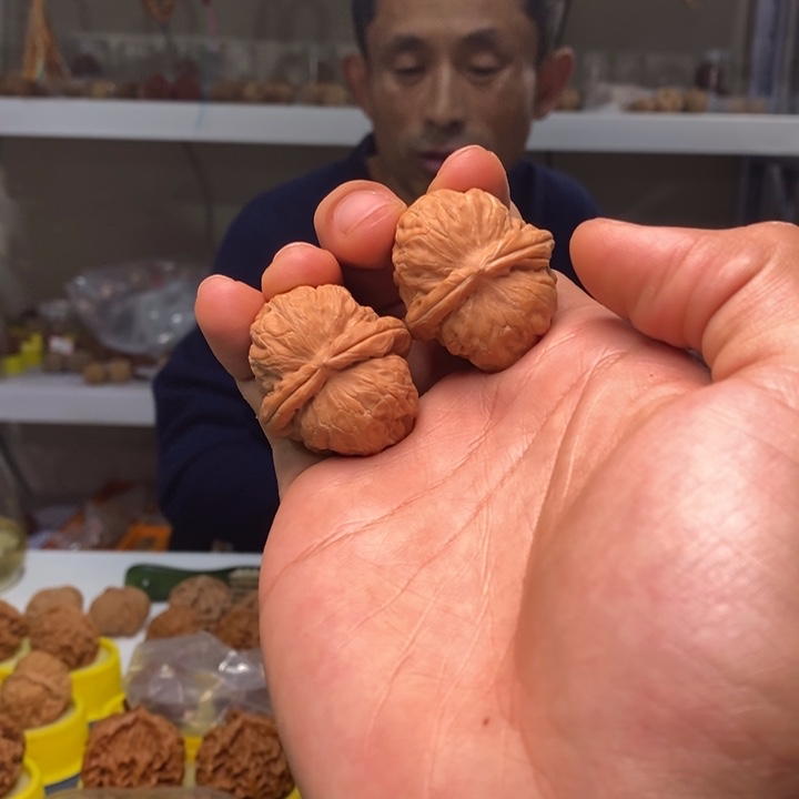 文玩核桃吊坠文玩核桃全品元宝37