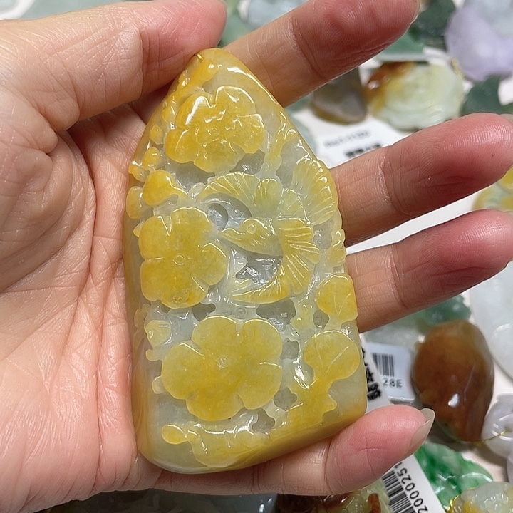 定制翡翠未镶嵌翡翠