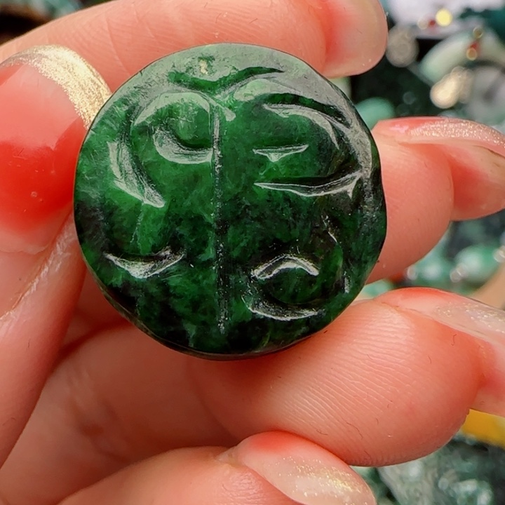 翡翠颈饰未镶嵌天然A货74