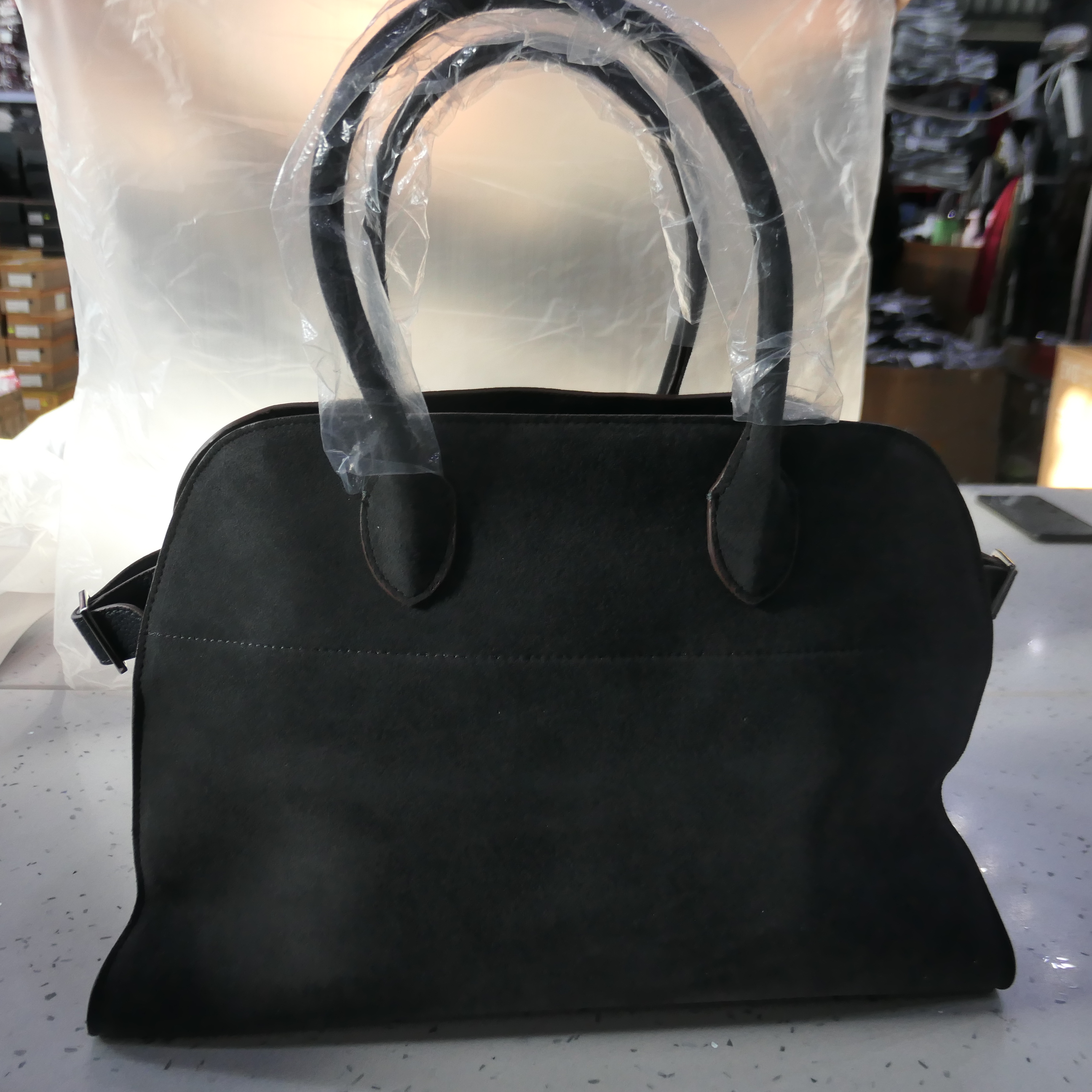 XL-2237高级灰磨砂牛皮挎包