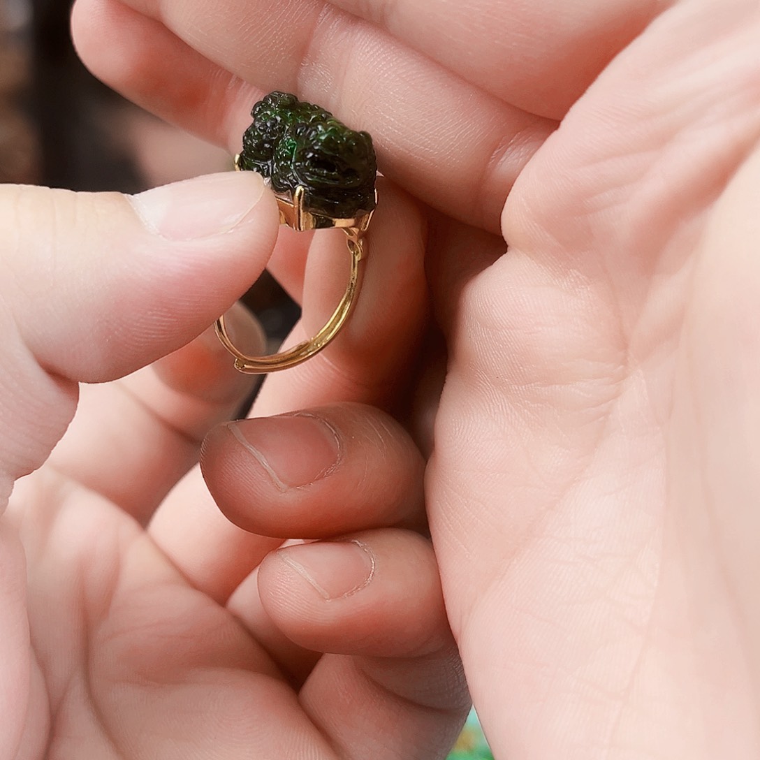 翡翠银S925镶嵌颈饰戒指