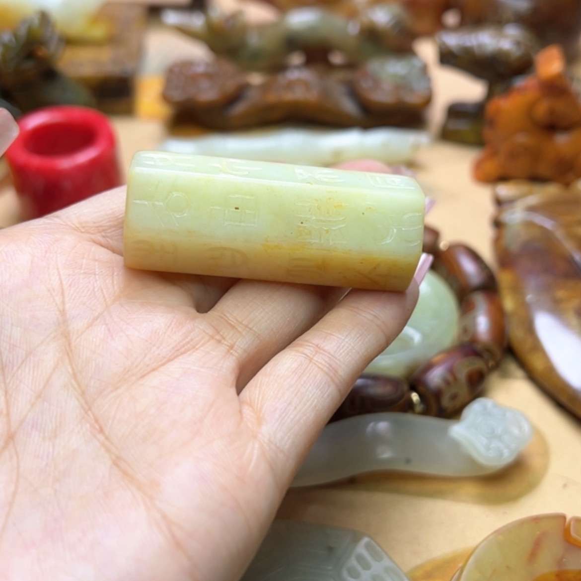 【闪购商品】蛇纹石玉颈饰未镶嵌