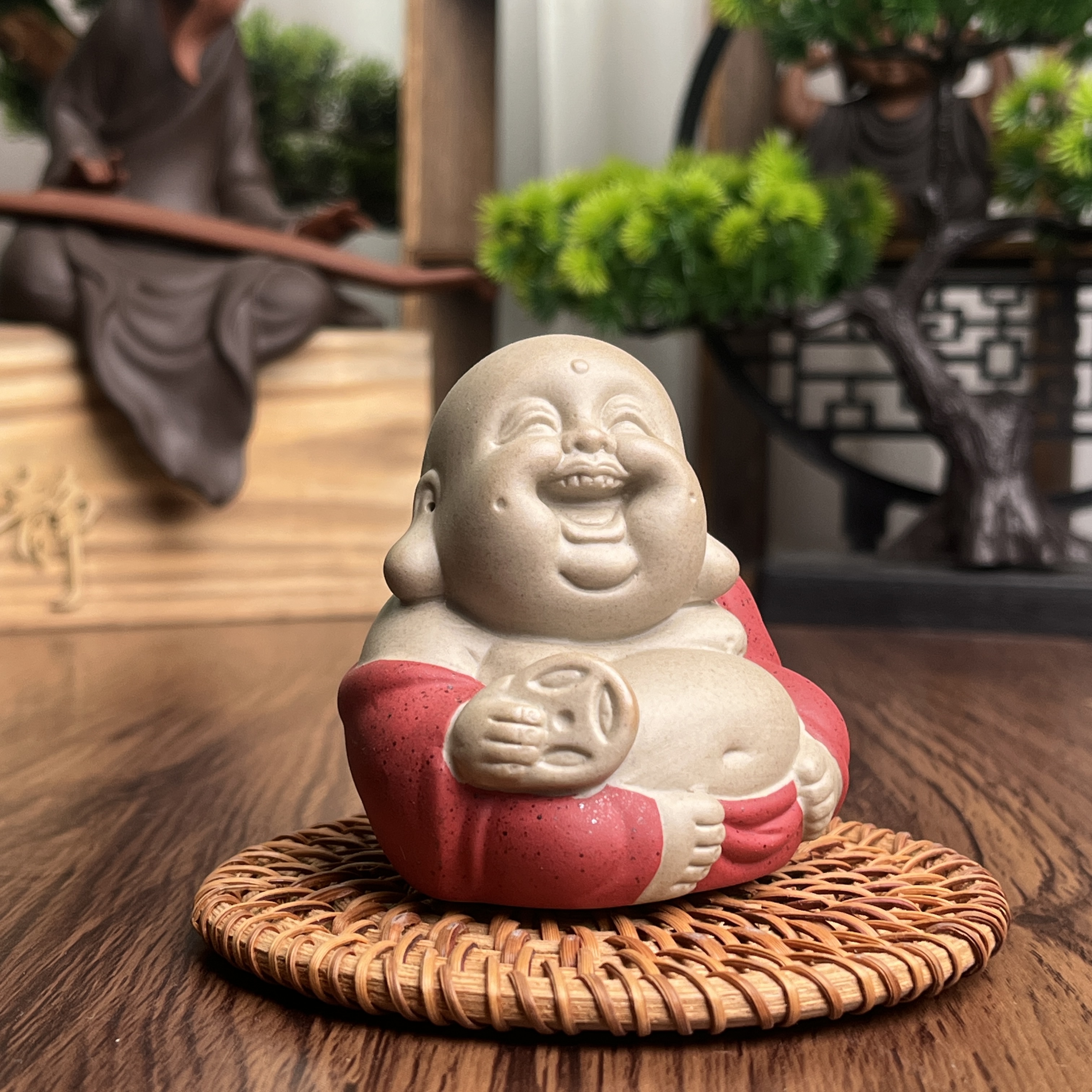 陶瓷弥勒佛钱币茶宠摆件大肚笑佛中式禅意客厅玄关茶室桌面摆件