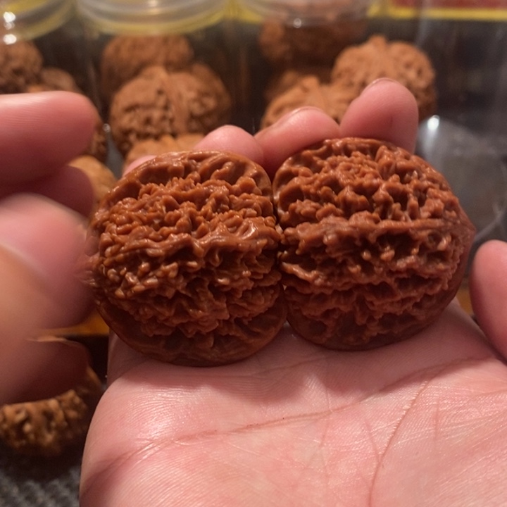 文玩核桃把件月**步维修满天星42