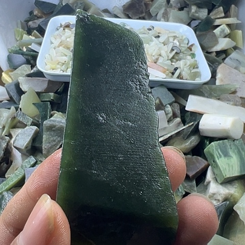 和田玉（糖玉）珠宝奇石未镶嵌111