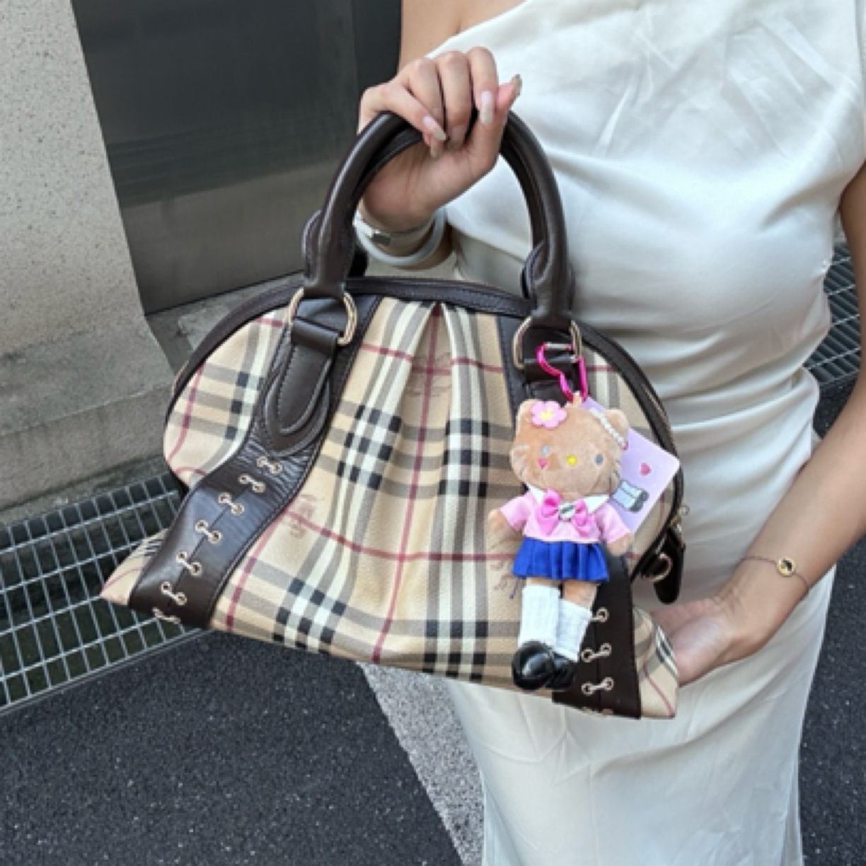 95新 BURBERRY/博柏利 经典战马格纹蛙口手提托特包