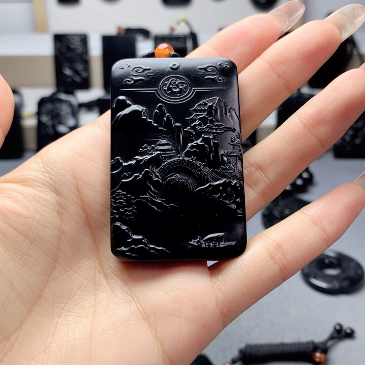 和田玉（墨玉）未镶嵌挂件牛****8有毛孔