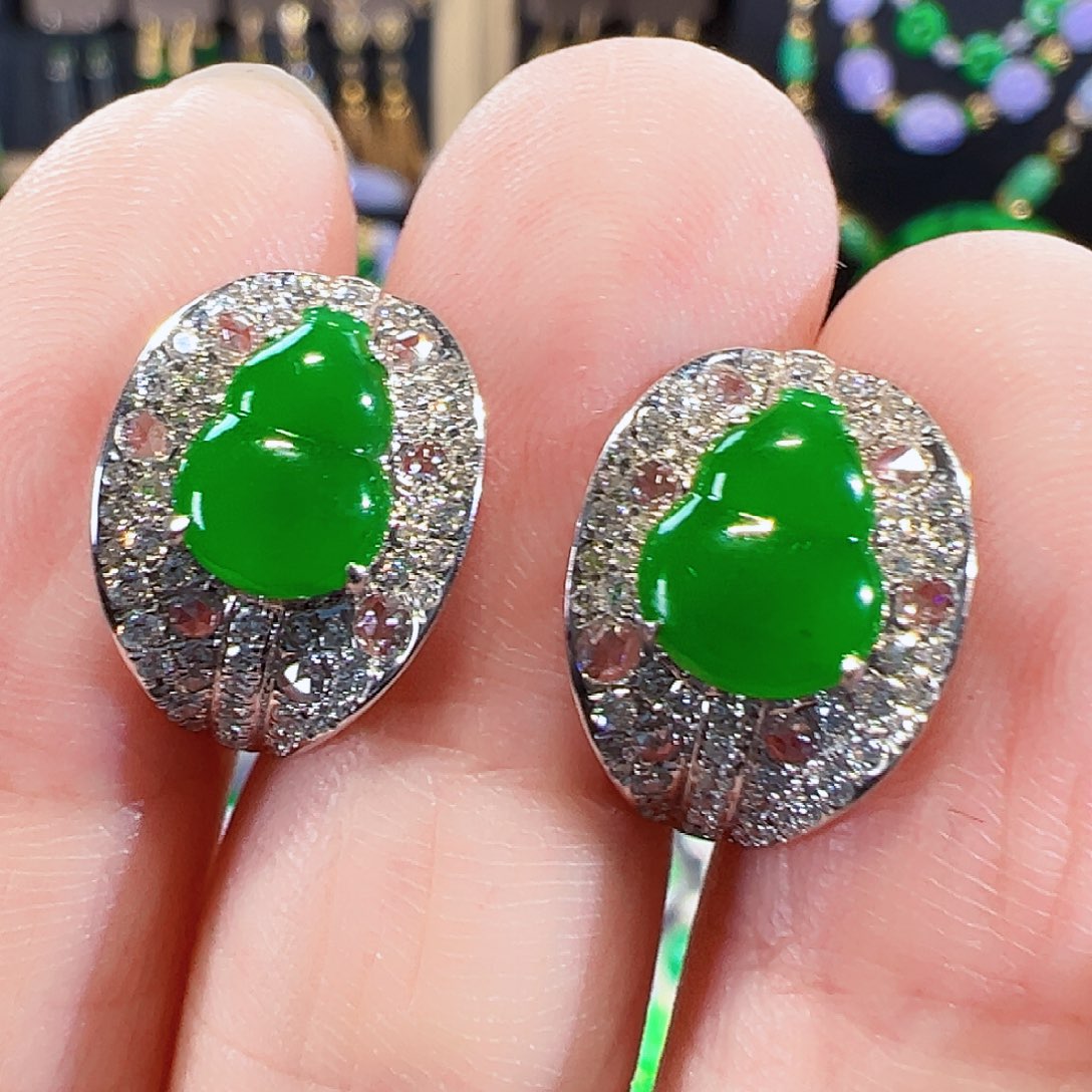 翡翠18K金镶嵌耳饰签收后24小时鉴赏期 