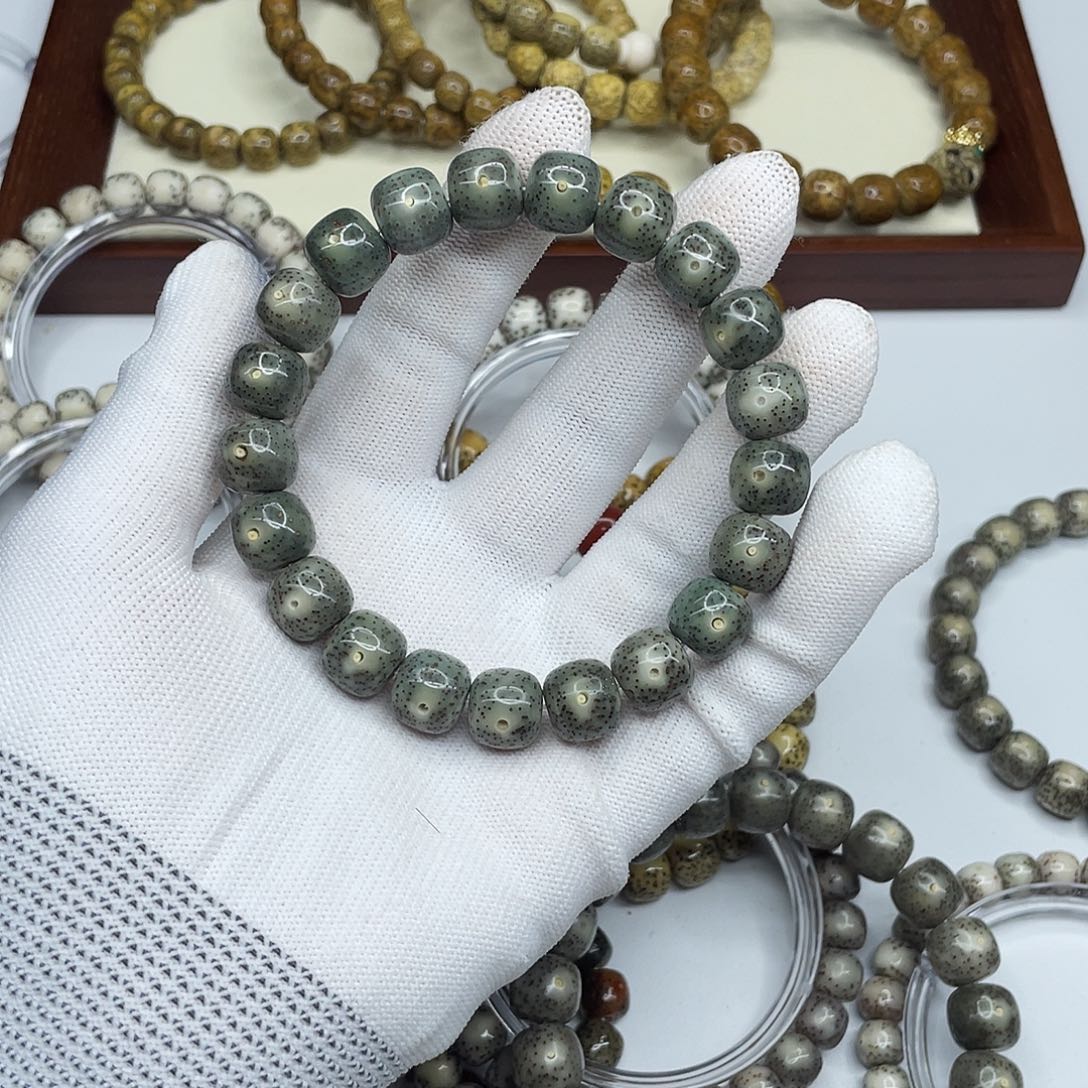 星月菩提手串爱****?11.5×10.5糯冰毕业星点A10