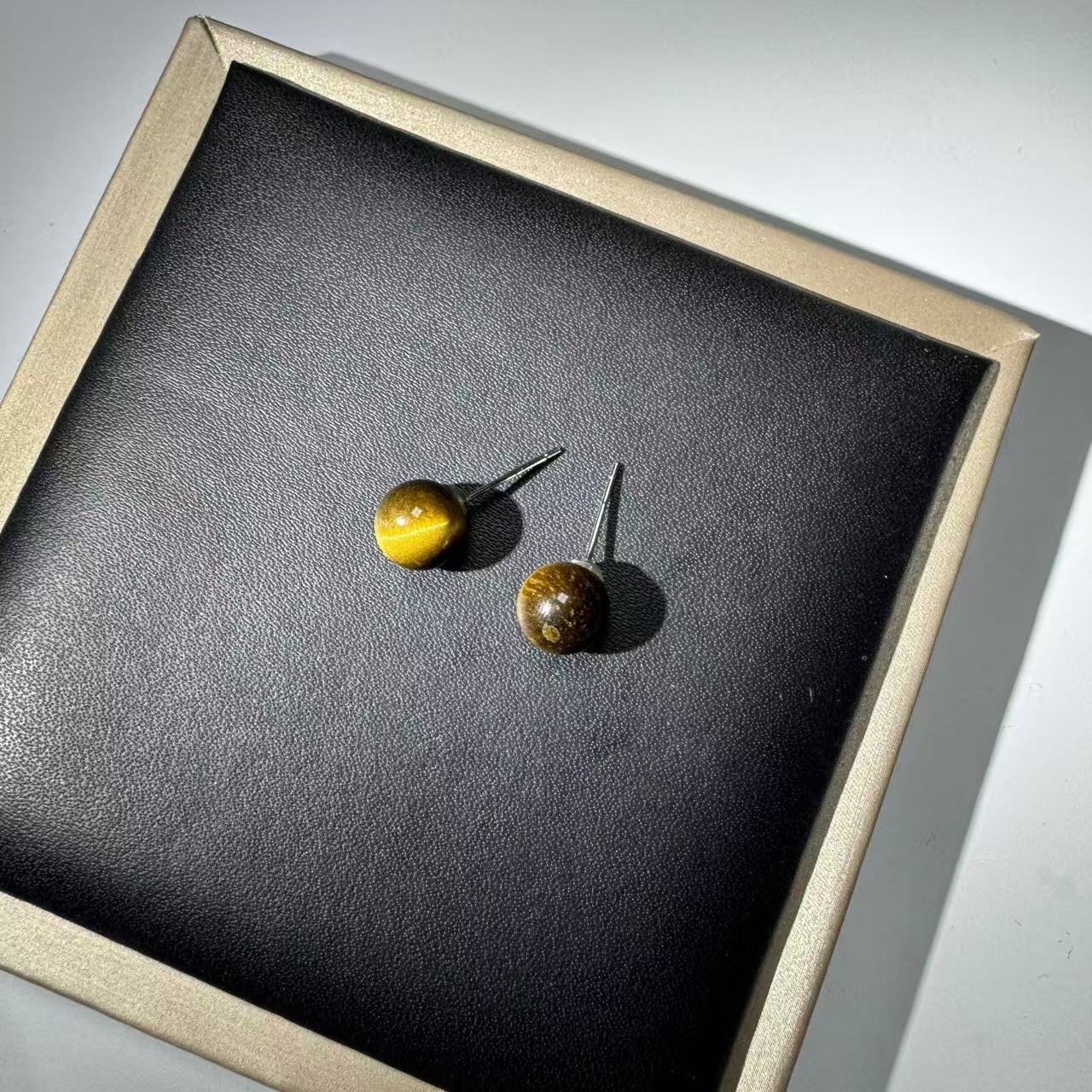 李书锦保真天然虎睛石圆珠耳钉 【拍一发一】多样性发货