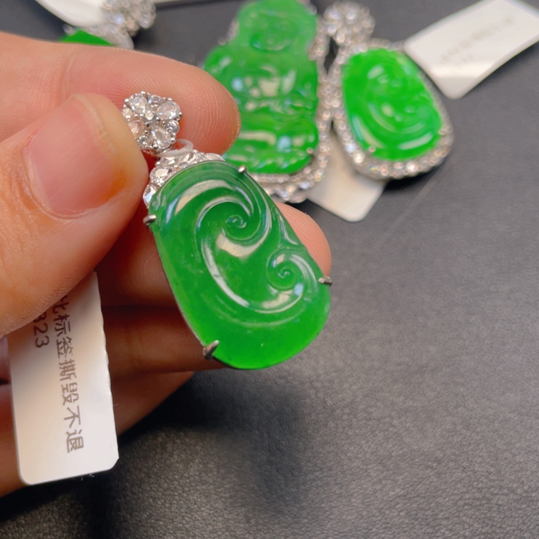 吊坠(不含链)银S925镶嵌翡翠