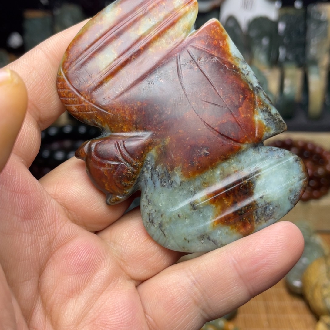 岫岩河磨玉（透闪石质玉）未镶嵌颈饰