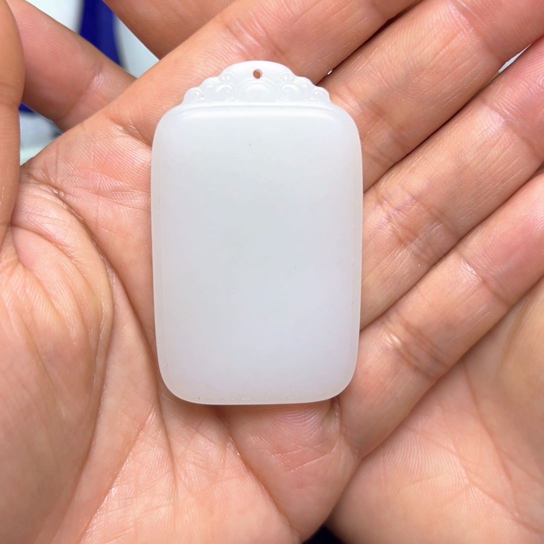 咸***菜和田玉未镶嵌挂件