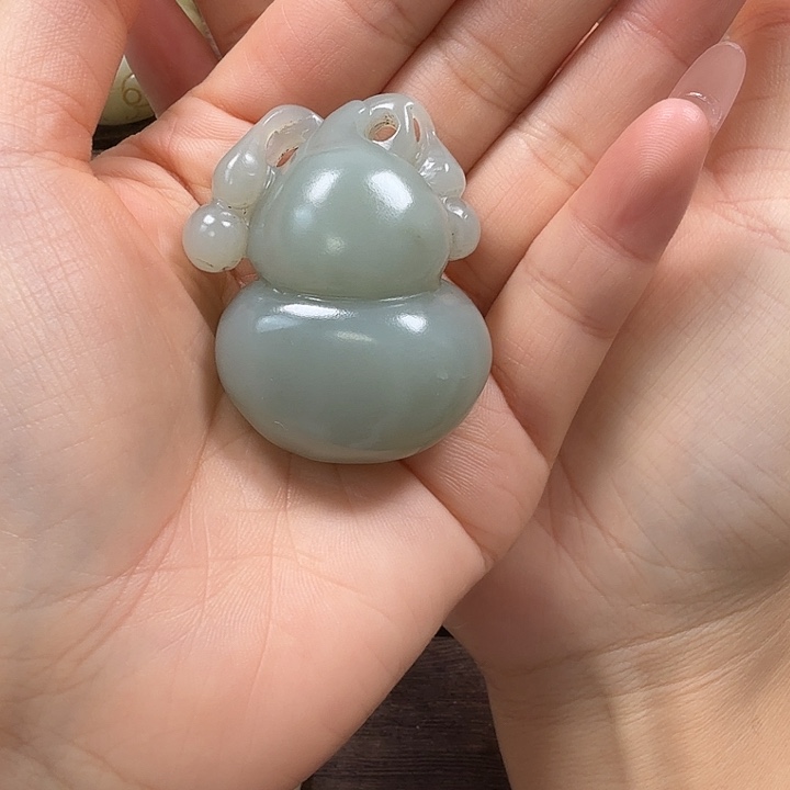 彼***花和田玉未镶嵌挂件