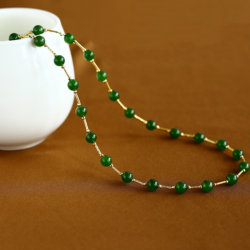 18K金镶嵌天然和田玉满天星项链女俄罗斯碧玉锁骨链圆珠6mm约时尚