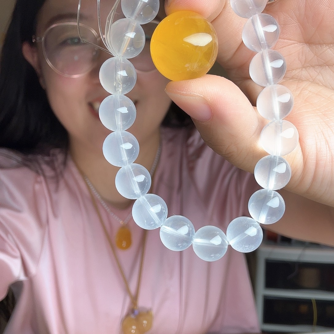 轻***开吊坠猴头核桃手串