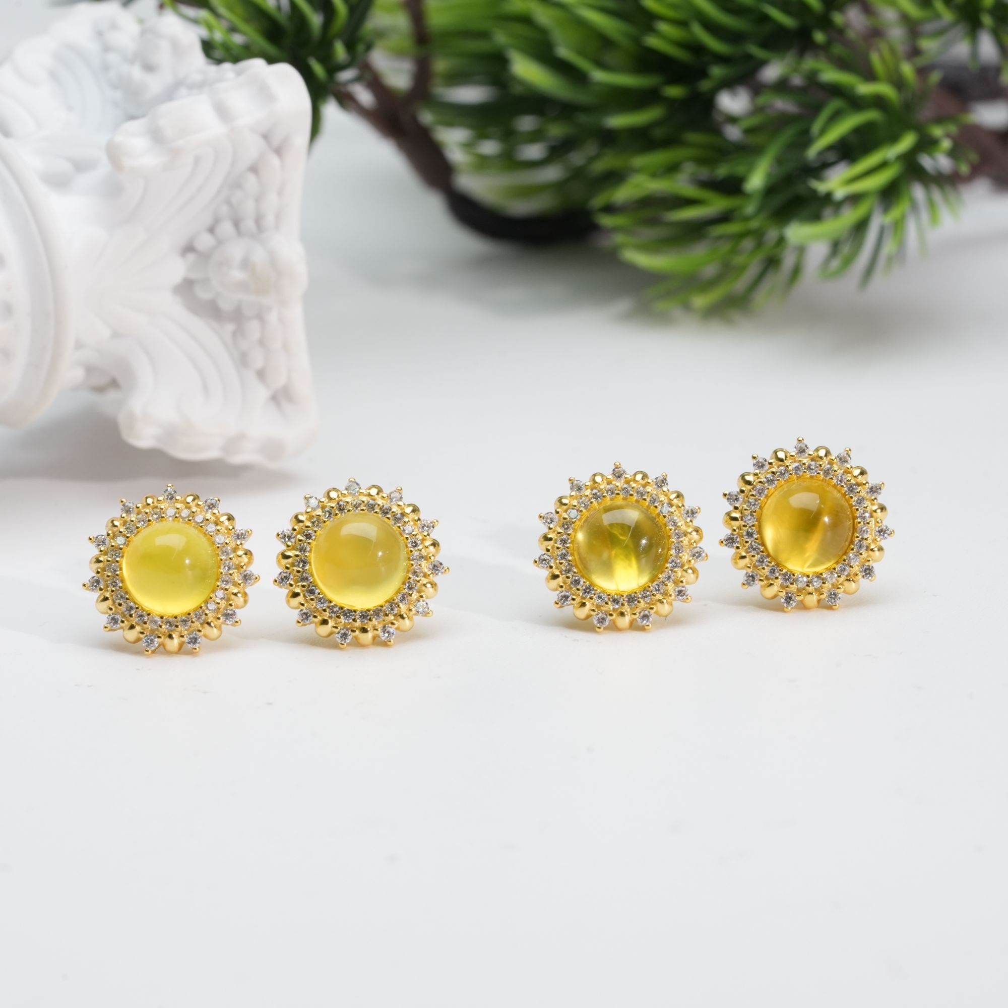 【小北好物】S925银葡萄石耳钉约6*6mm【多样性发一件】QH250X25