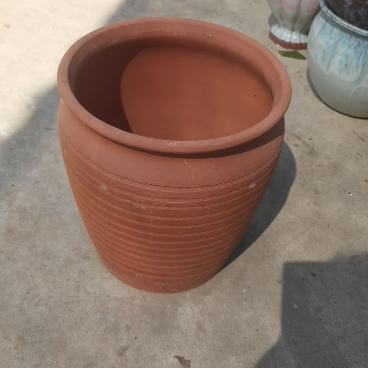 21/24瑕疵一个盆子