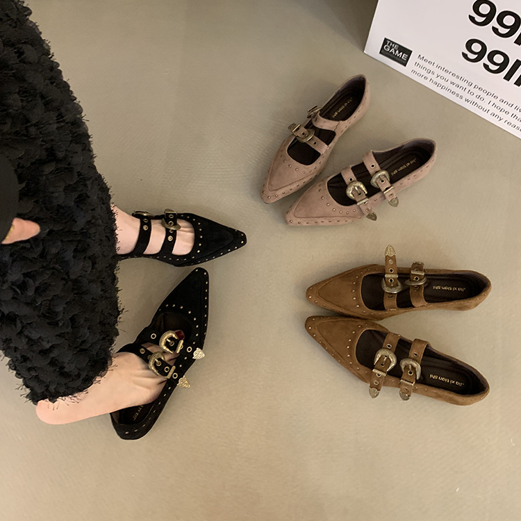 法式复古尖头浅口内增高单鞋女2025新款设计感晚晚风铆钉玛丽珍鞋