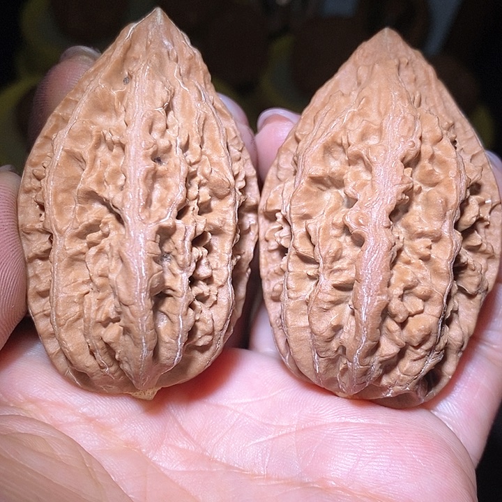 文玩核桃把件东北野生楸子小美93