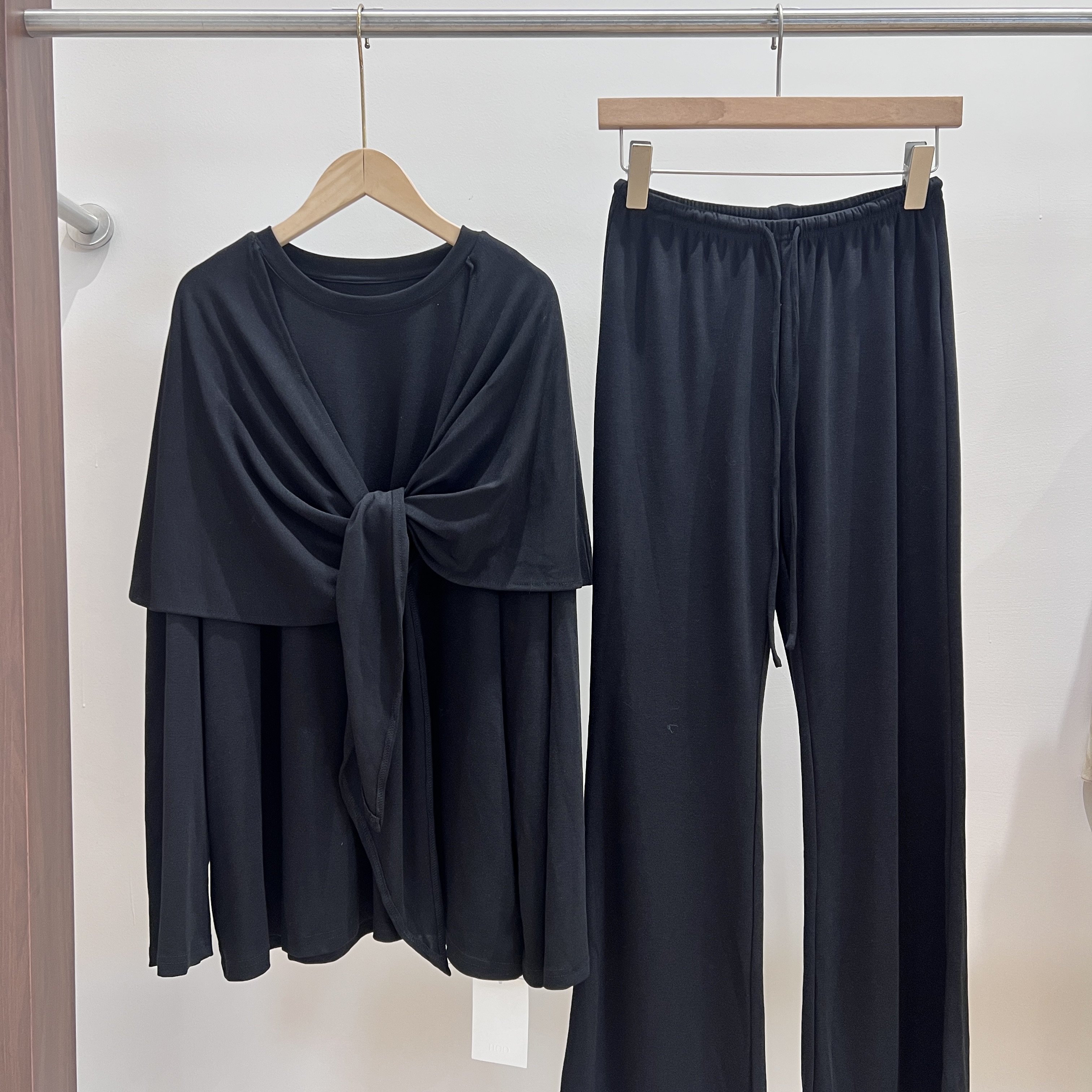 ZZ简约风时尚套装秋季不规则外搭纯色针织系带X083