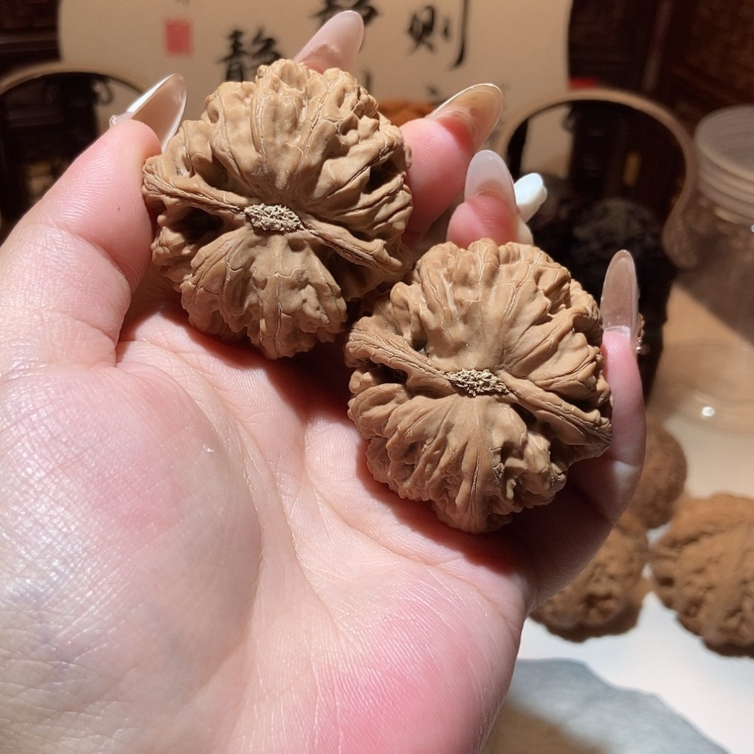 吊坠文玩核桃44+粗筋