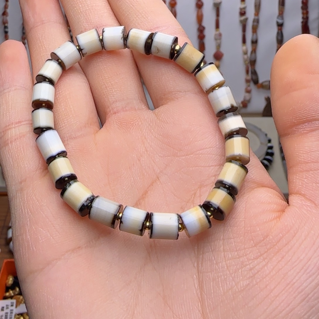 玛瑙/玉髓手链未镶嵌hfdbffvfdd