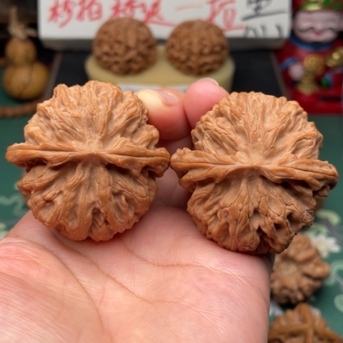 【闪购商品】把件文玩核桃46全品苹果园