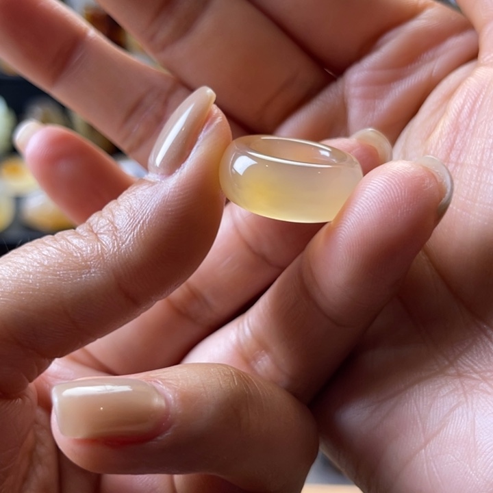 玛瑙未镶嵌手饰环子