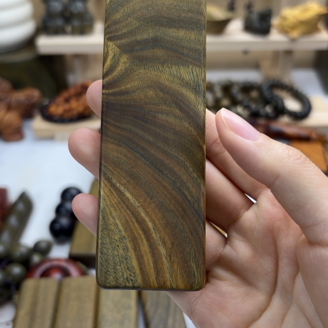 n***a木绿檀木料工艺品