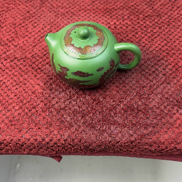 原矿绿泥龙凤呈祥凤鸣壶