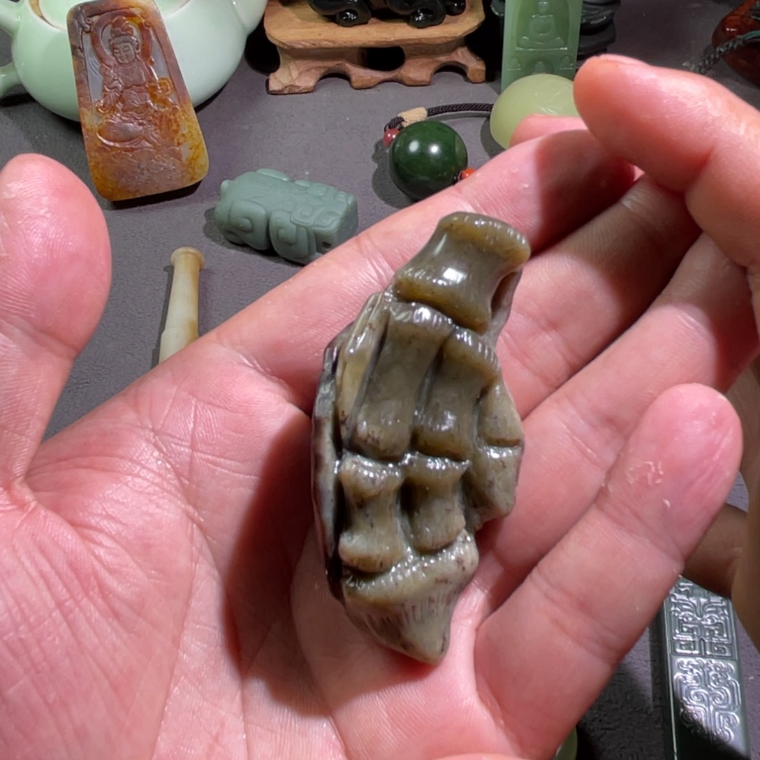 颈饰未镶嵌和田玉