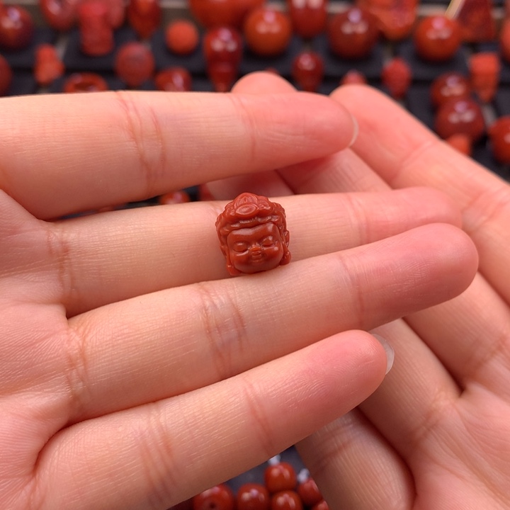 南红玛瑙未镶嵌黄财神11.5MM