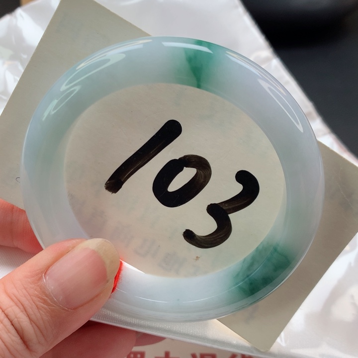 未镶嵌手镯翡翠正