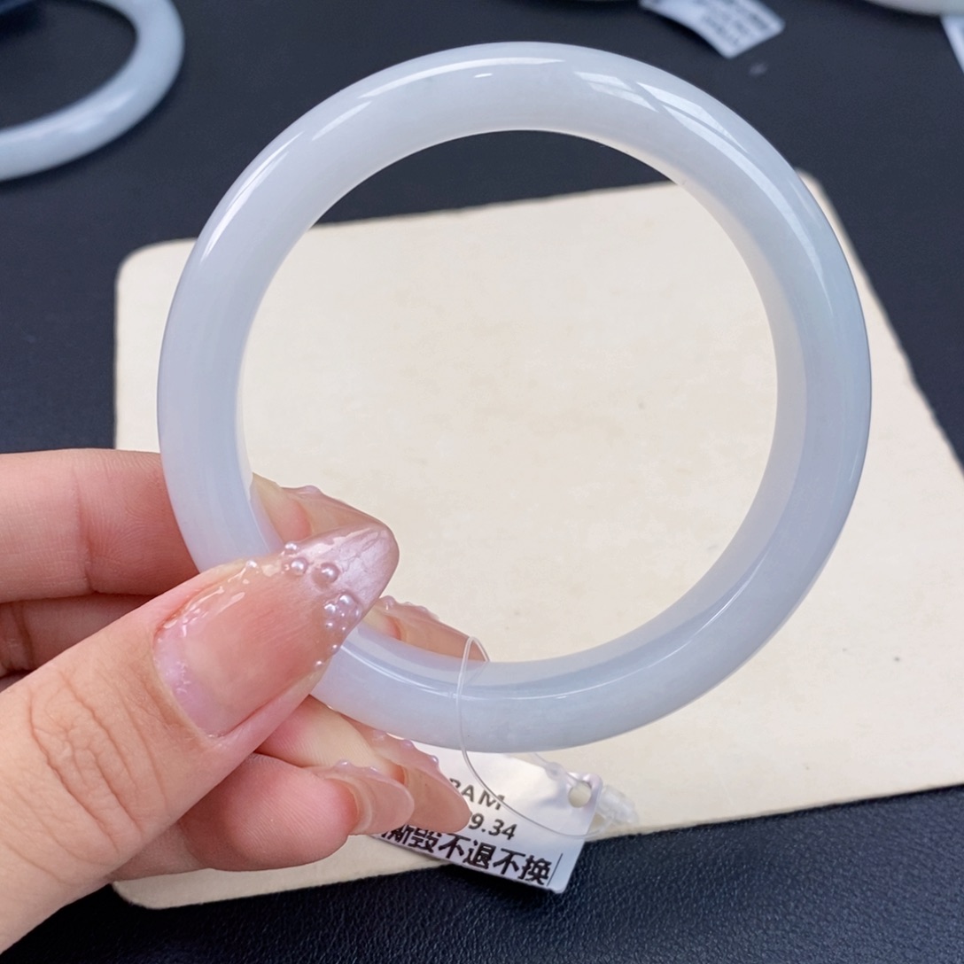 未镶嵌手镯翡翠57白月光