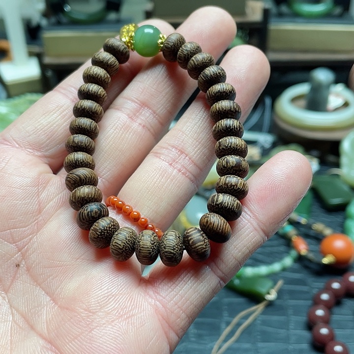 和田玉手串未镶嵌