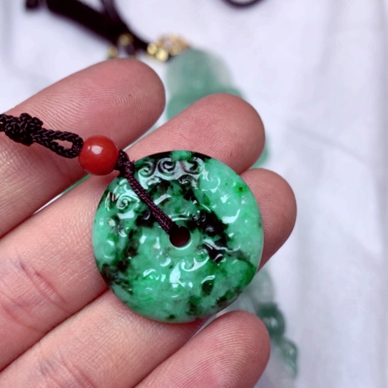 翡翠吊坠(不含链)未镶嵌