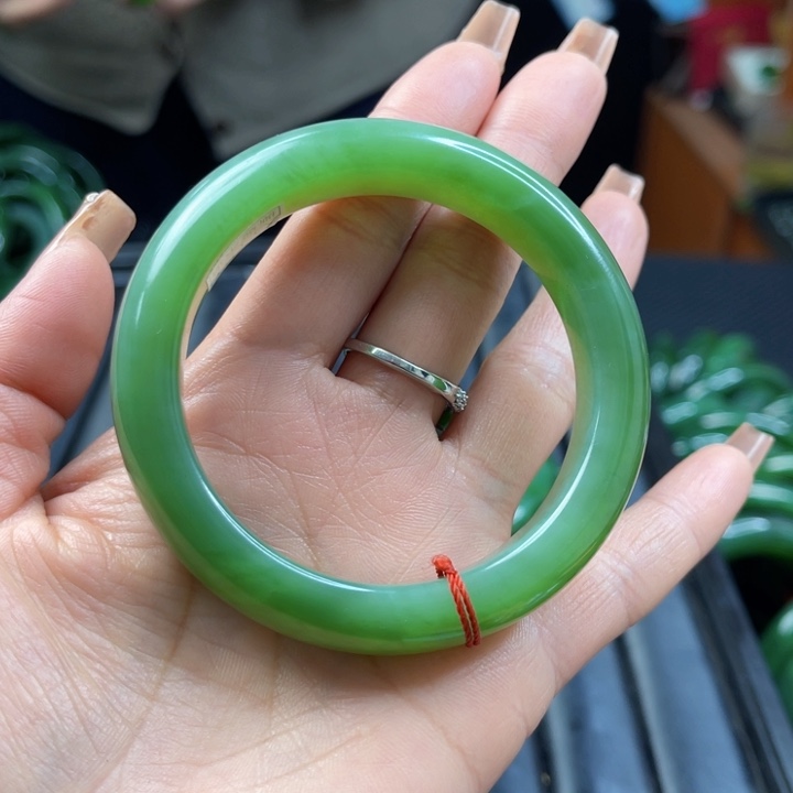 【闪购商品】和田玉（碧玉）手镯未镶嵌
