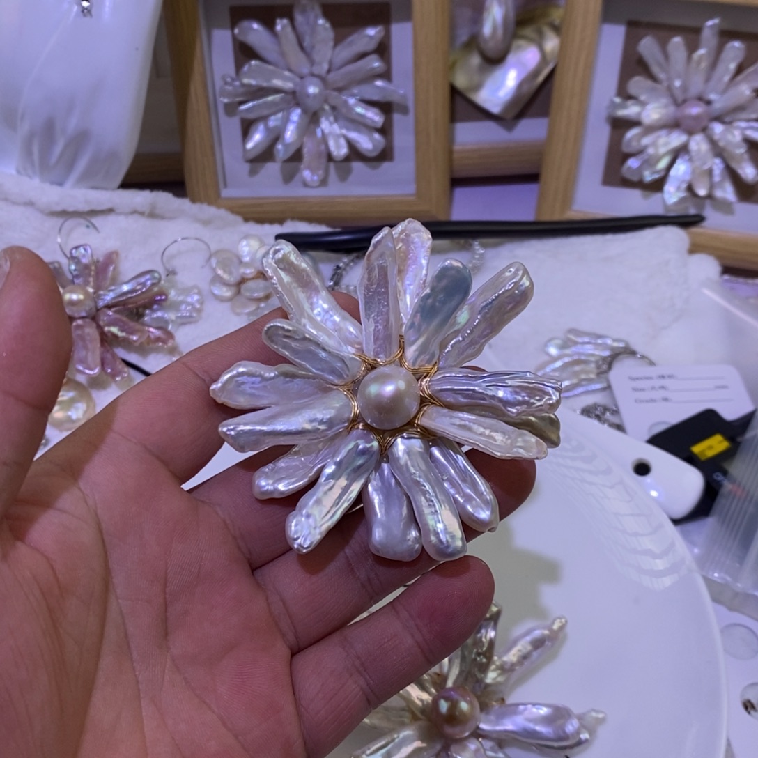 米***活未镶嵌胸饰淡水珍珠