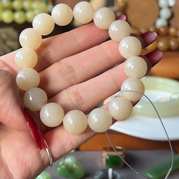 和田玉（糖玉）未镶嵌手链