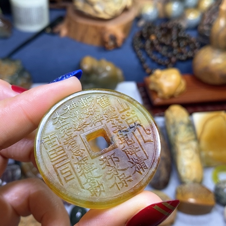 蛇纹石玉花玉山鬼钱未镶嵌