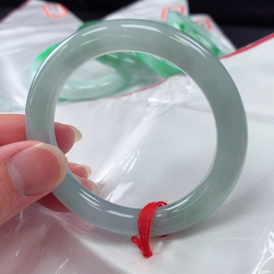 未镶嵌手镯翡翠092