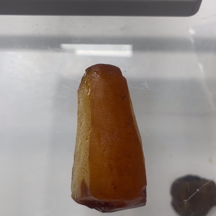 定制蜜蜡未镶嵌裸石