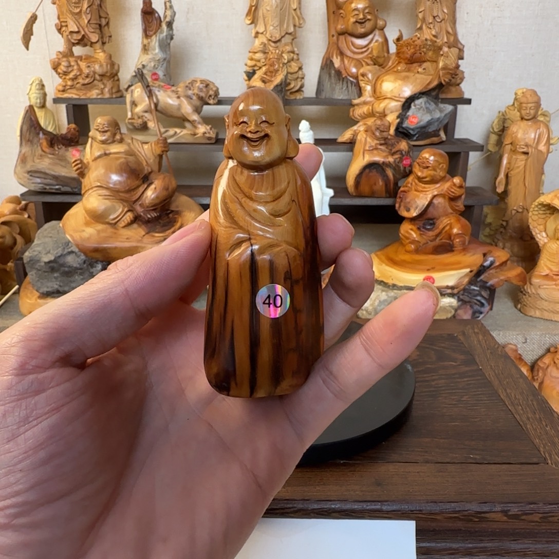 崖柏小木匠艺雕一物一拍