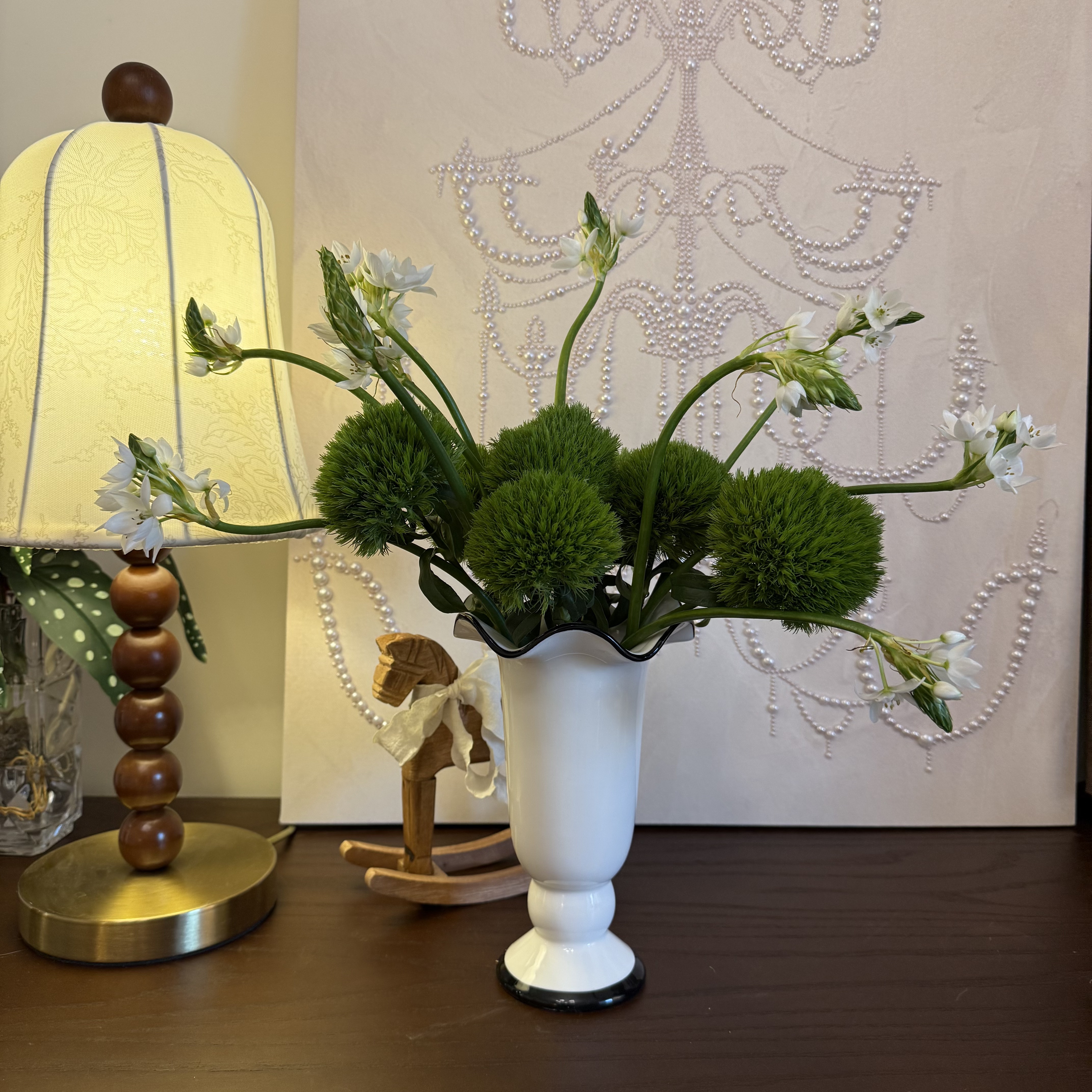 网红陶瓷插花瓶水养花瓶简约白色水培花瓶家居装饰客厅茶几摆件