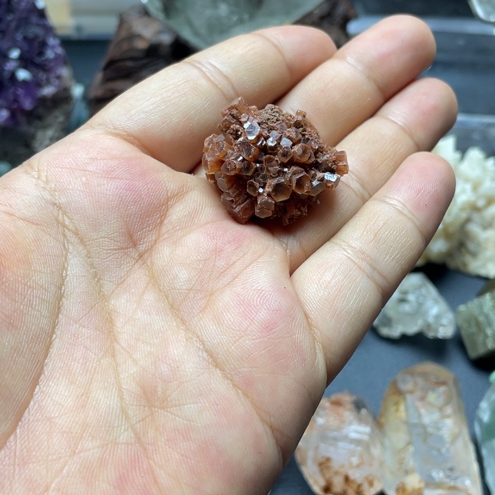 霰石水晶未镶嵌水晶