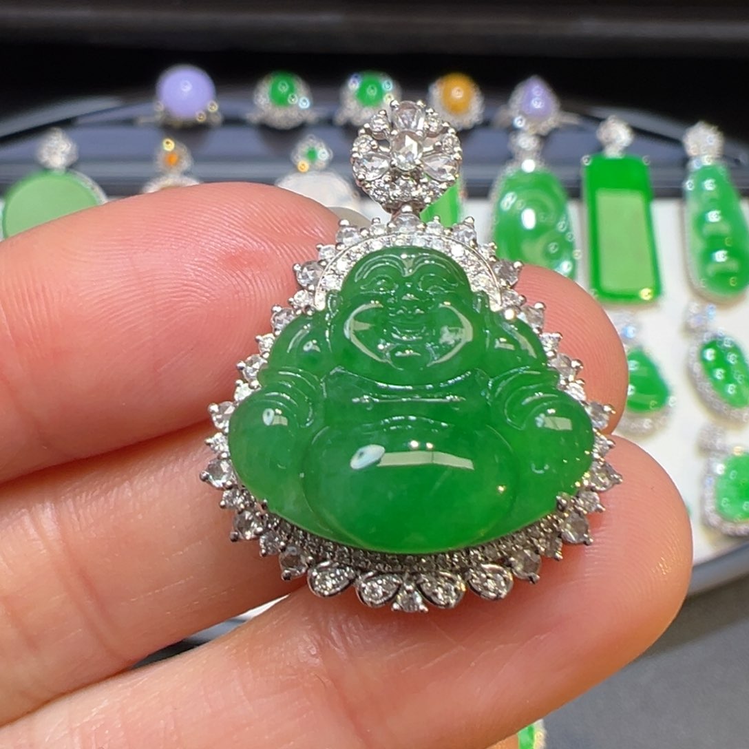 翡翠颈饰18K金镶嵌收货48小时鉴赏期