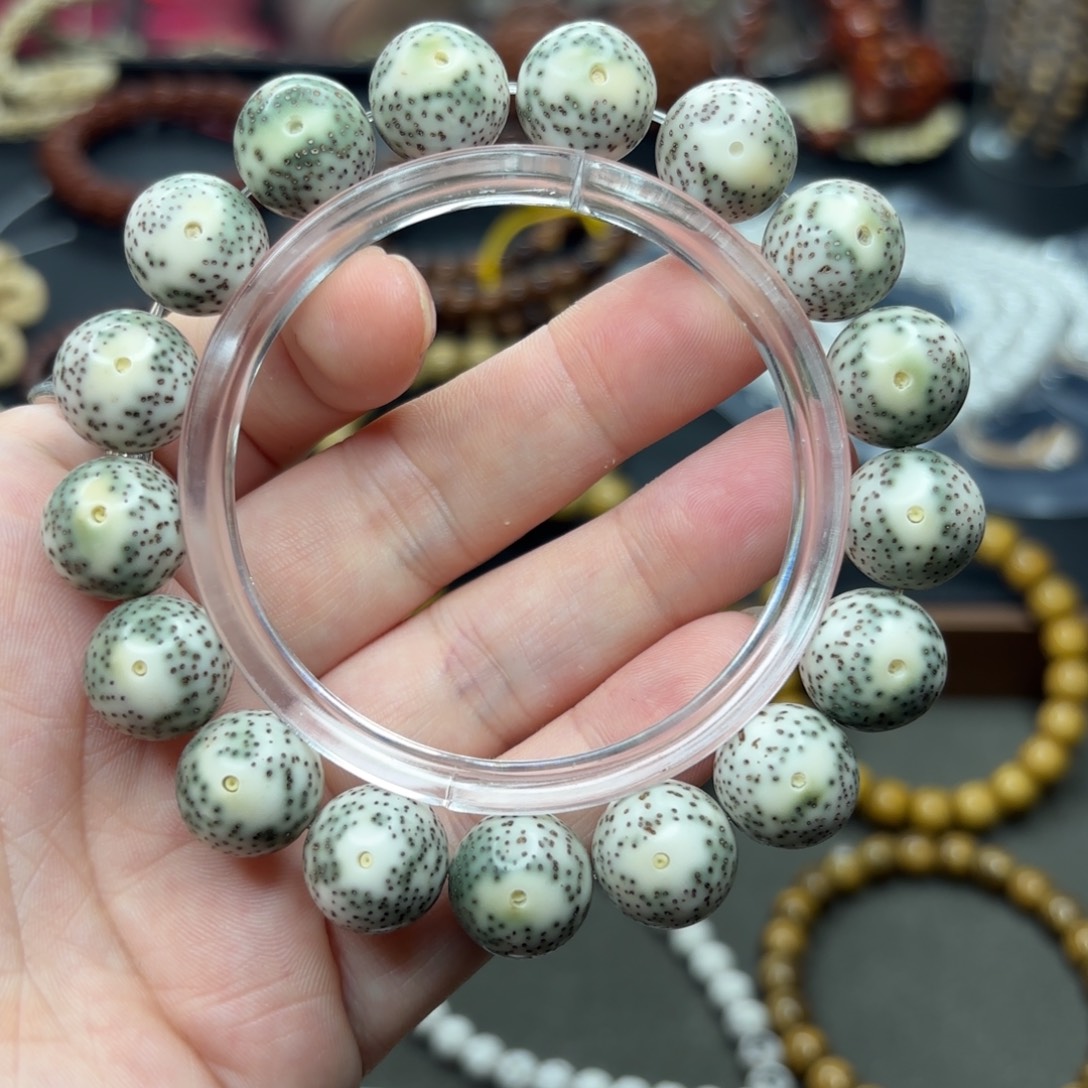 秋***凉星月菩提吊坠石玉14